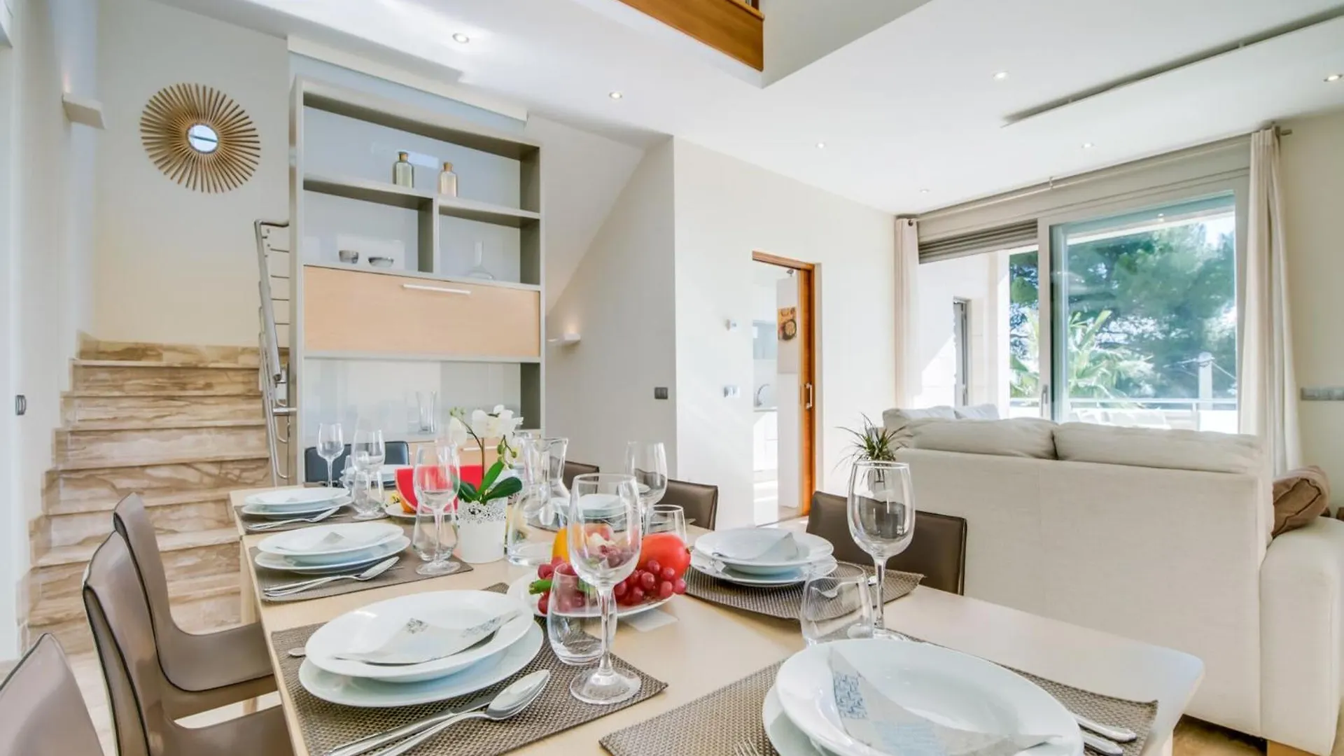 Stunning Villa With Private Terrace Alcanada Tatil Evi