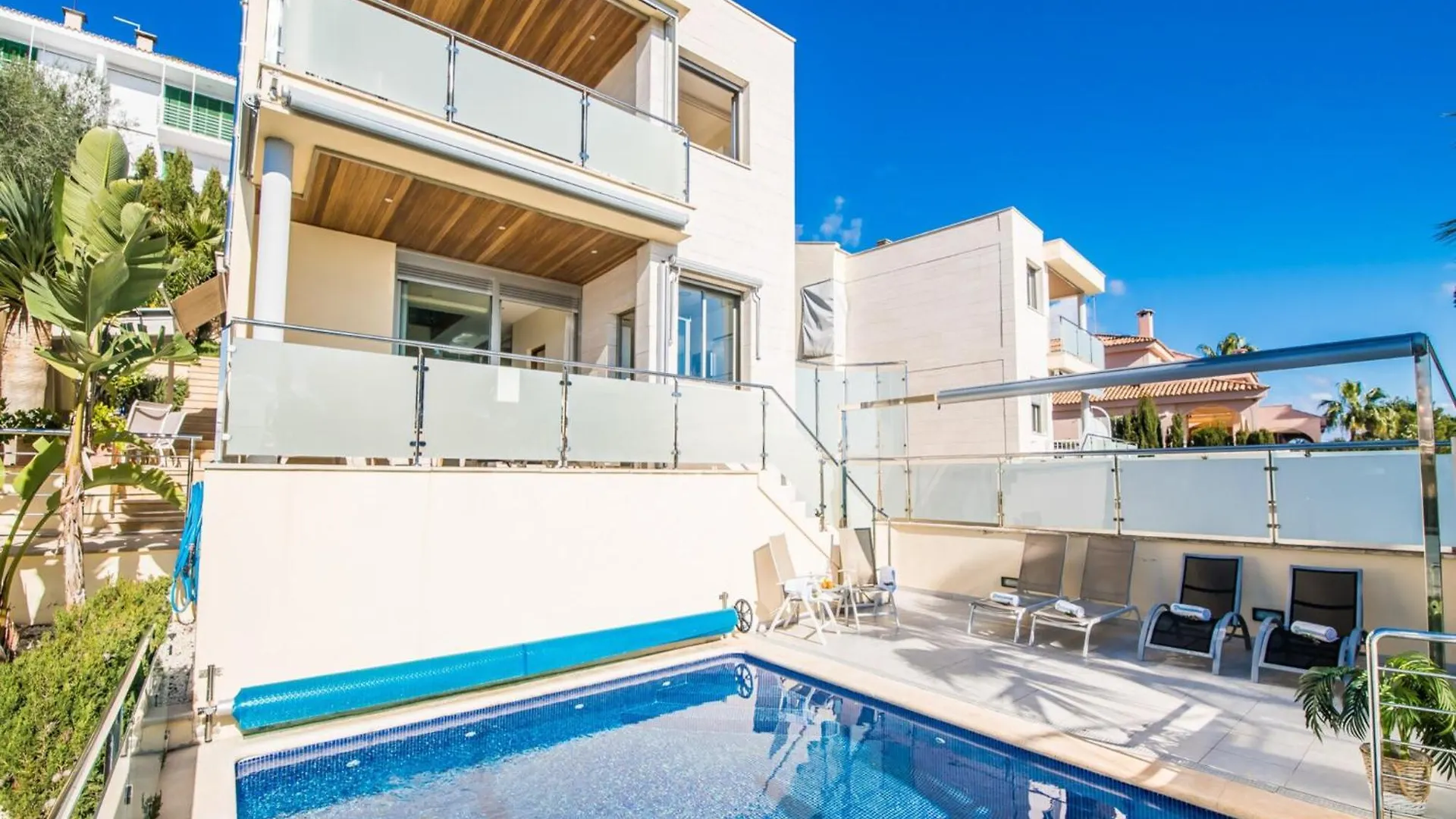 Stunning Villa With Private Terrace Alcanada İspanya